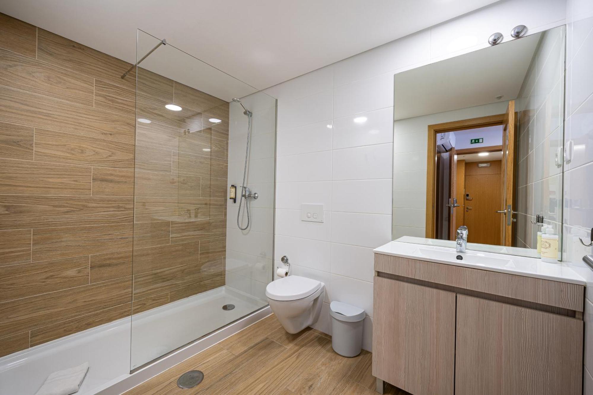 Central Suites 3 Sao Joao da Madeira Ngoại thất bức ảnh